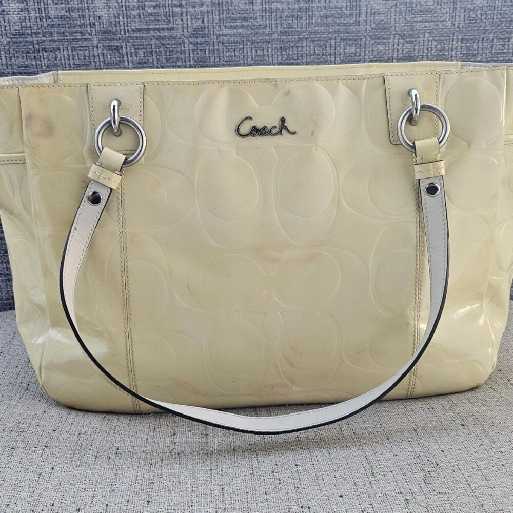 Coach Ladies Shoulder Bag Purse Cream Patent Leather Hand Bag Tote Large Bag - Picture 1 of 13